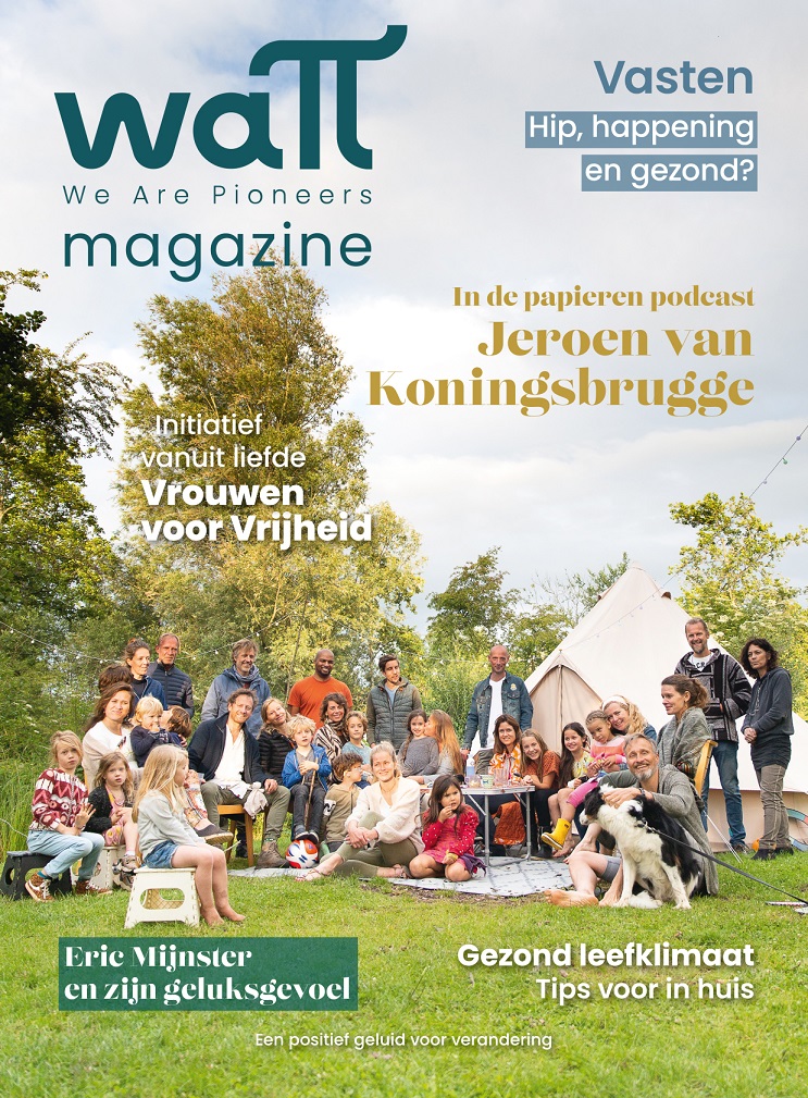 Cover We Are Pioneers Magazine 3e editie highres klein